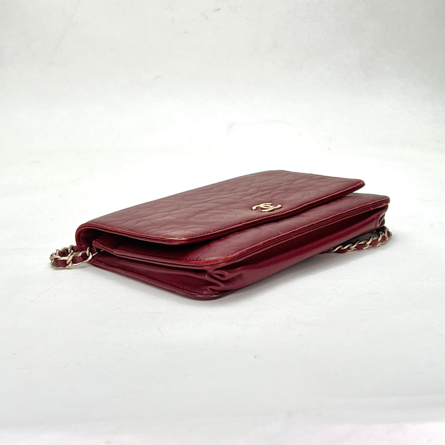 Camellia Red Wallet on Chain in Lambskin, Gold hardware