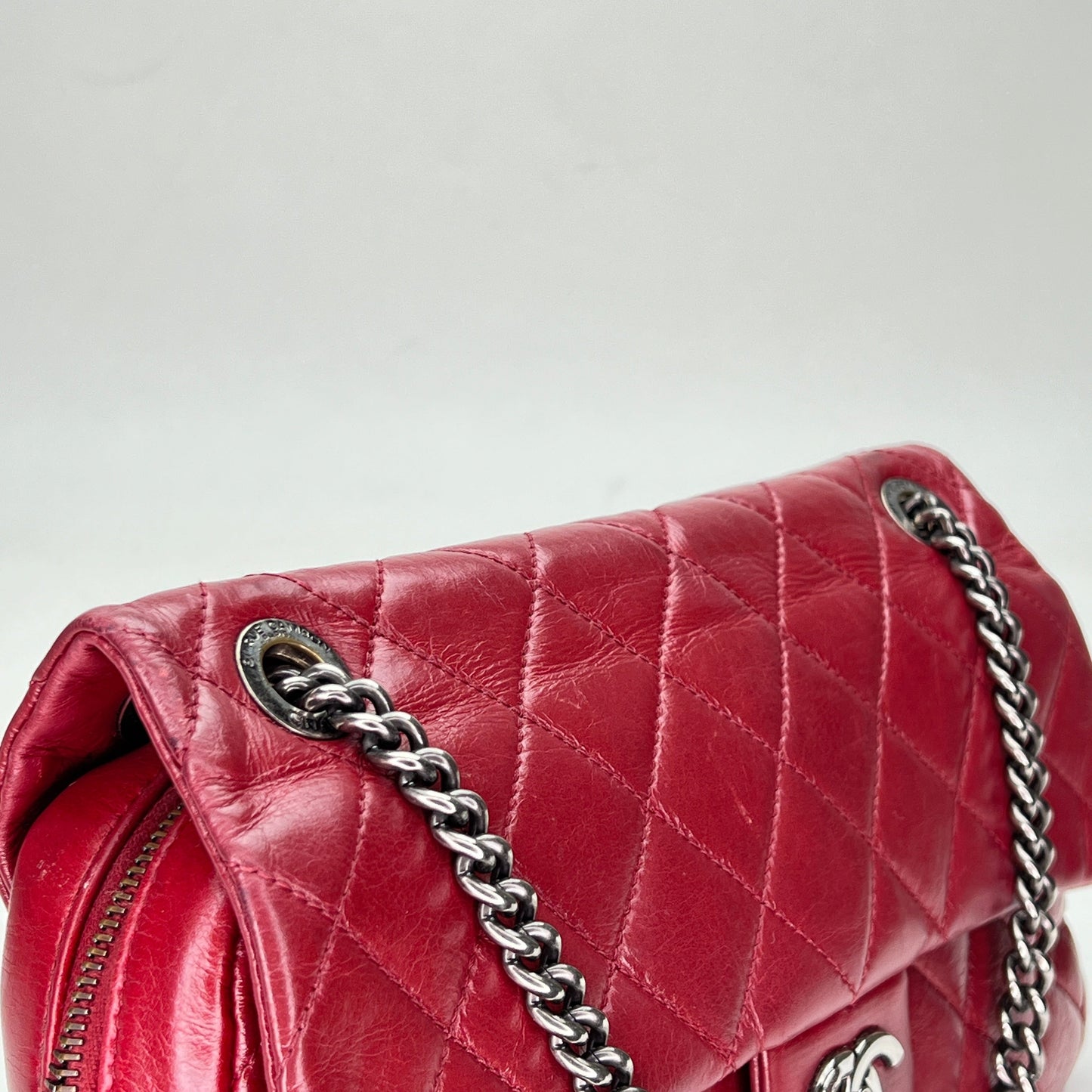 Easy Flap Medium Maroon Shoulder Bag in Calfskin, Ruthenium hardware