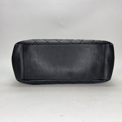 Grand Shopping Black Tote Bag in Caviar Leather, Silver hardware