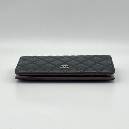 CC Quilted Wallet Black Wallet in Lambskin, Silver hardware