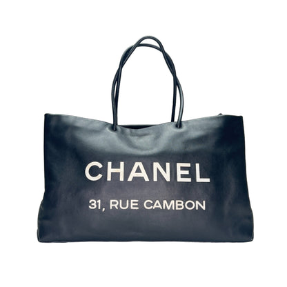 Rue Cambon Black Tote Bag in Calfskin, Silver hardware