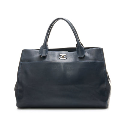 Cerf Executive Large Navy Tote Bag in Caviar Leather, Silver hardware