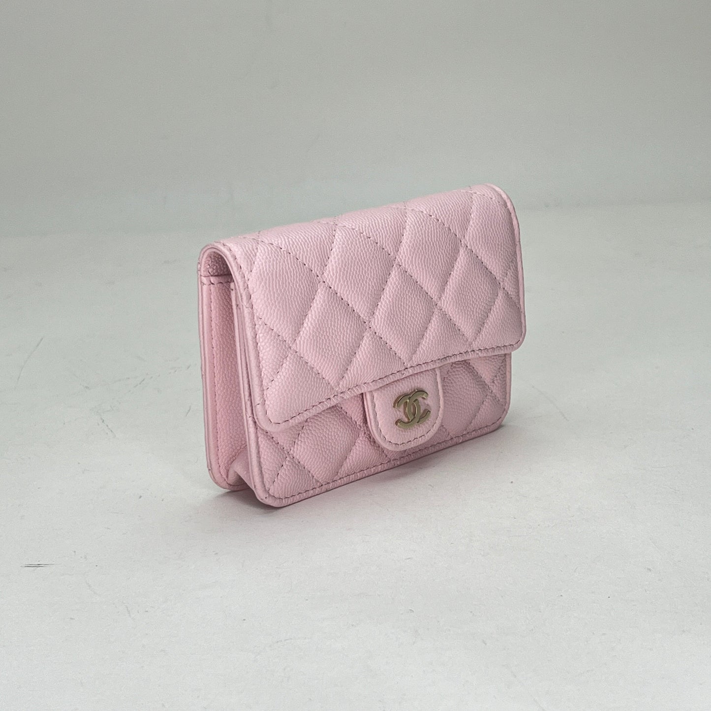 Classic Flap Chain Mini Pink Card Holder in Caviar Leather, Gold hardware