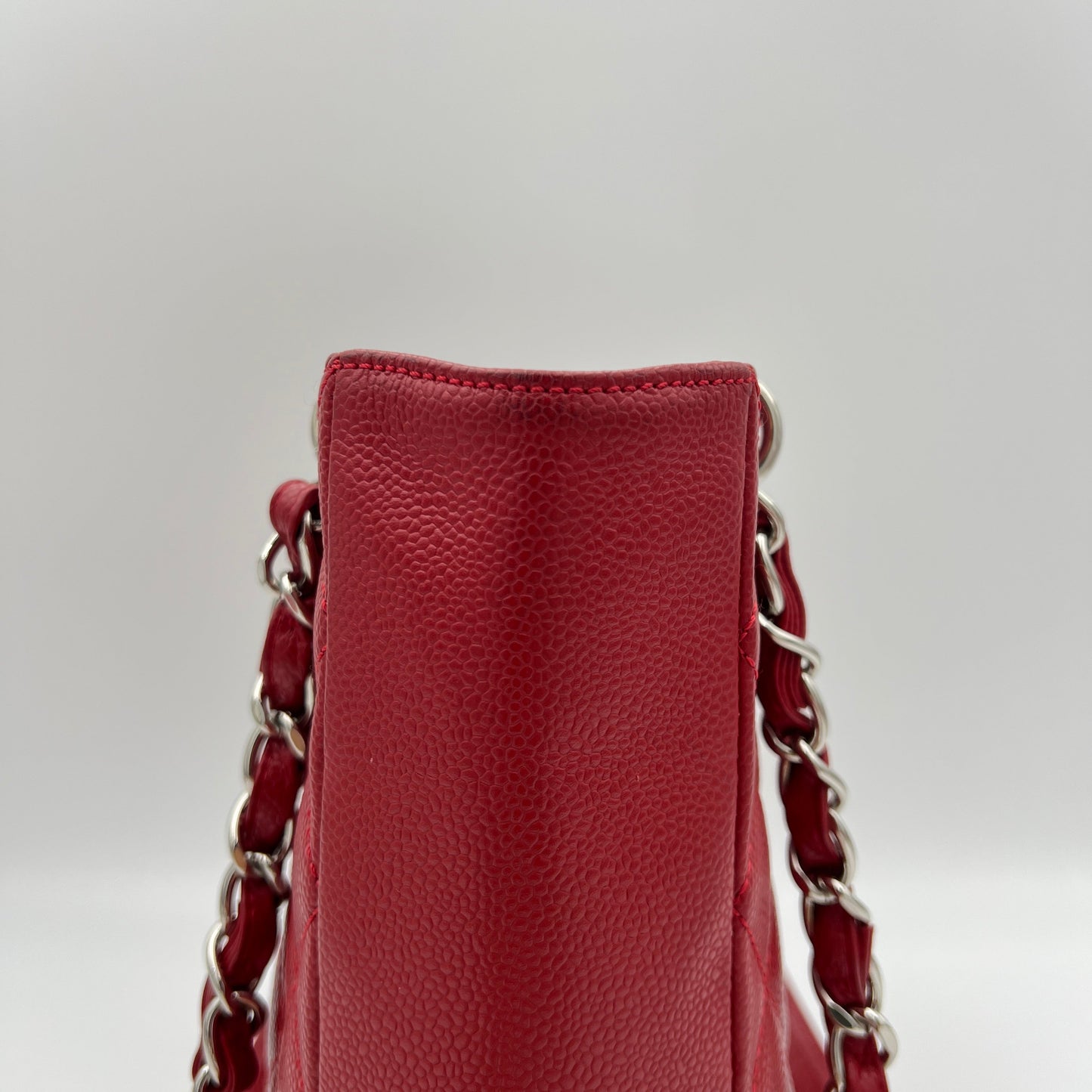 PST Petite Shopping Red Tote Bag in Caviar Leather, Silver hardware