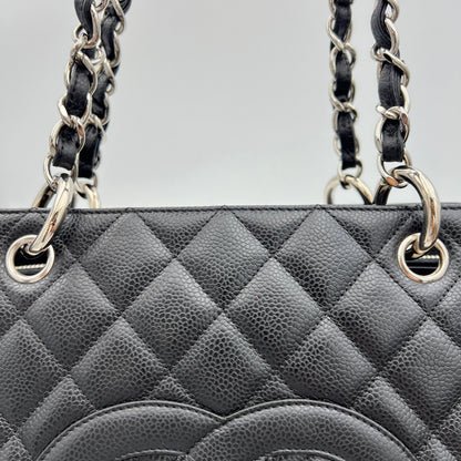 GST Black Tote Bag in Caviar Leather, Silver hardware