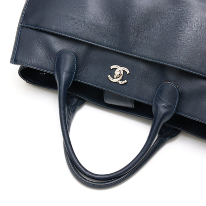 Cerf Executive Large Navy Tote Bag in Caviar Leather, Silver hardware