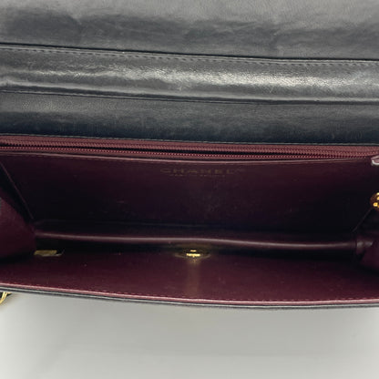 Vintage Quilted Flap Black Crossbody Bag in Lambskin, Gold hardware