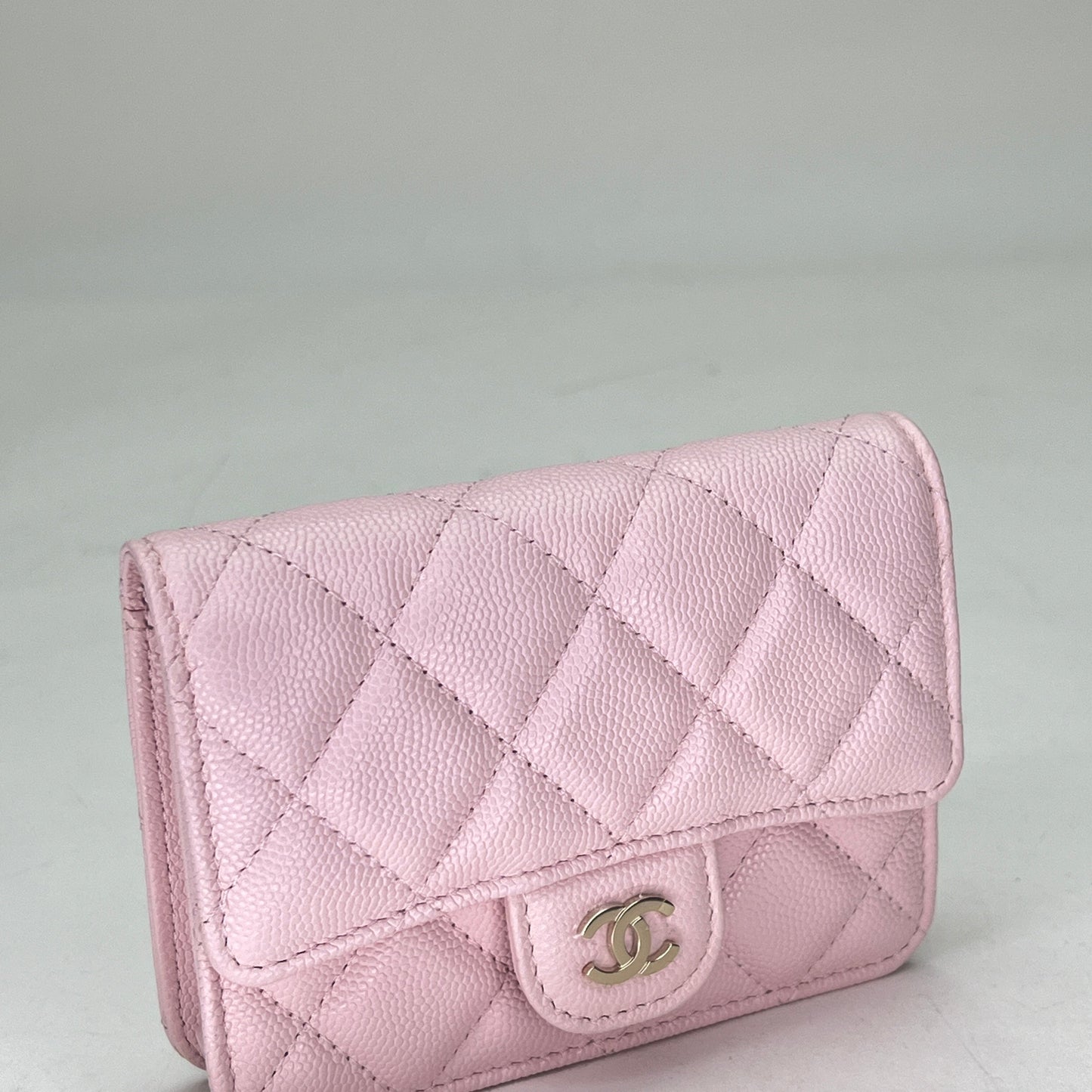 Classic Flap Chain Mini Pink Card Holder in Caviar Leather, Gold hardware