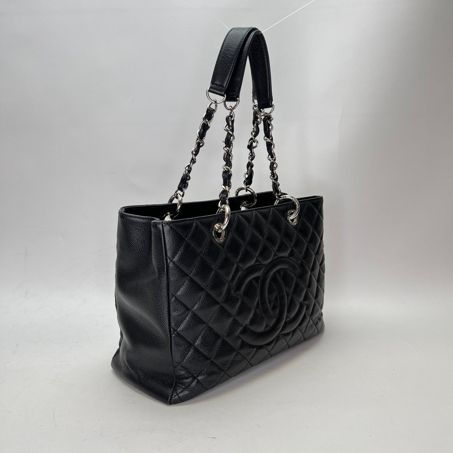 GST Black Tote Bag in Caviar Leather, Silver hardware