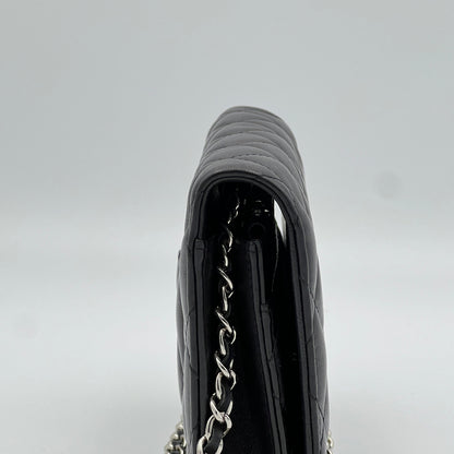 Classic Wallet on Chain One Size Black Wallet on Chain in Lambskin, Silver hardware