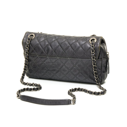 Easy Flap Black Shoulder Bag in Caviar Leather, Ruthenium hardware