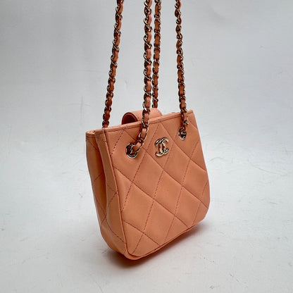 Quilted CC Mini Coral Crossbody Bag in Lambskin, Light Gold hardware