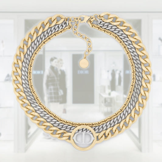 30 MONTAIGNE NECKLACE