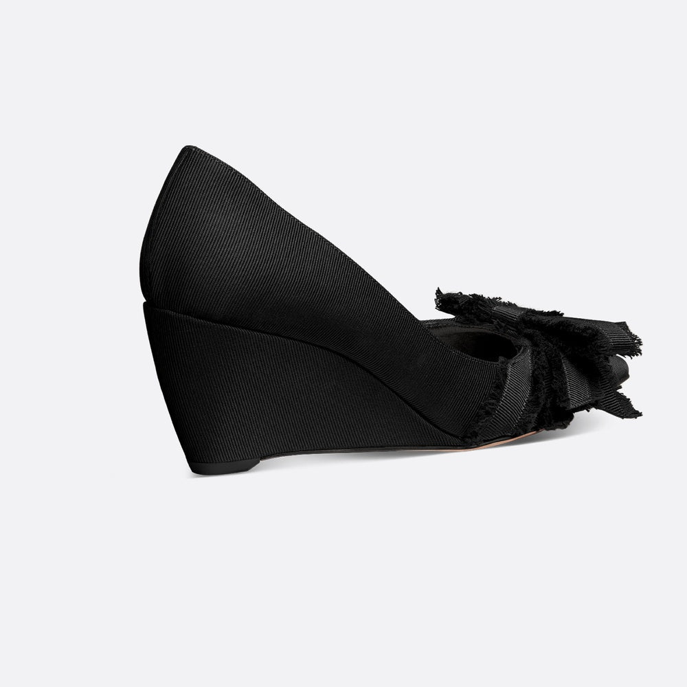 Adiorable Wedge Pump