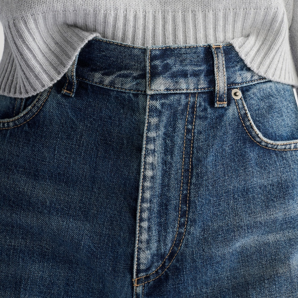 Flared Jeans