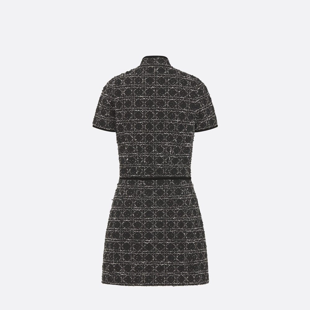 Short Macrocannage Flared Dress
