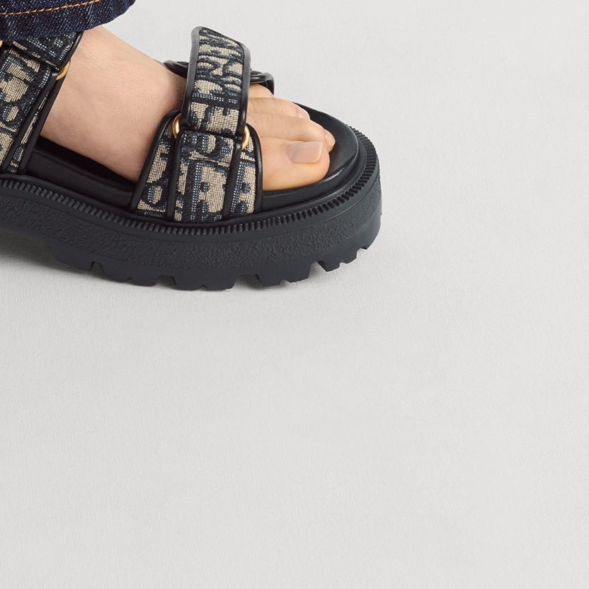 Dioract Platform Sandal