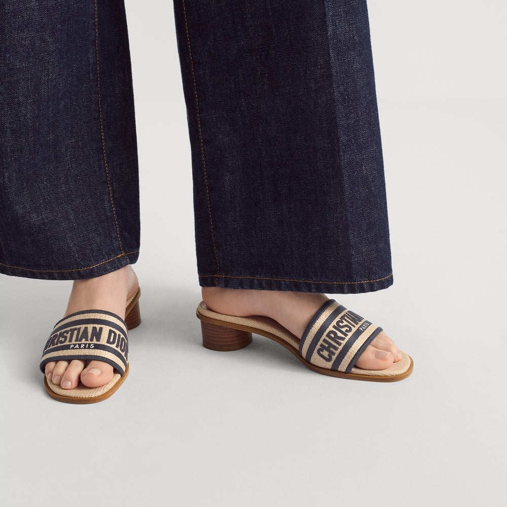 Dway Heeled Slide