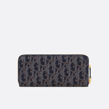 30 Montaigne Voyageur Slim Wallet
