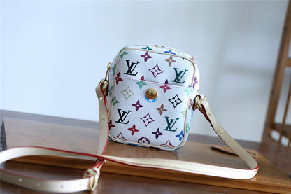 Franco Shops - Louis Vuittons  - 9395
