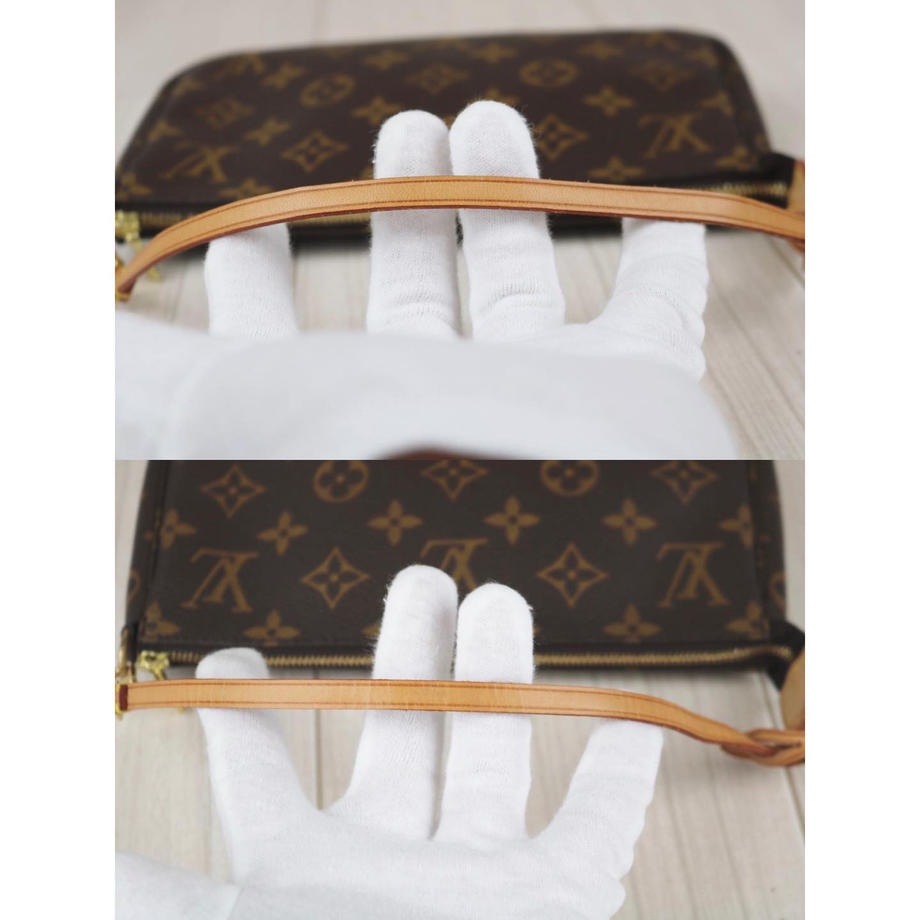 Rank A ｜   LV Monogram Pochette Accessoires ｜090501
