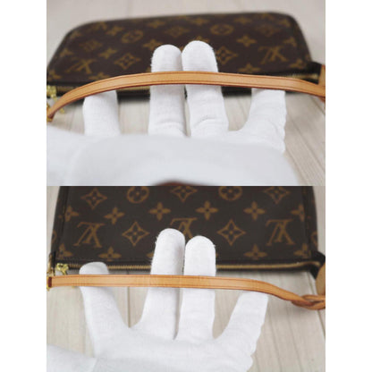 Rank A ｜   LV Monogram Pochette Accessoires ｜090501