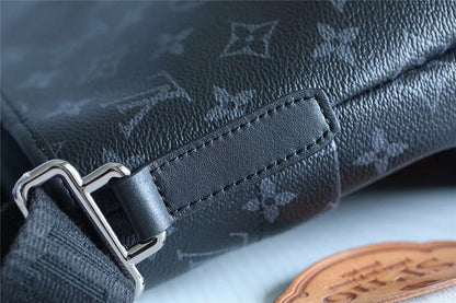 Franco Shops - Louis Vuittons  - 10398