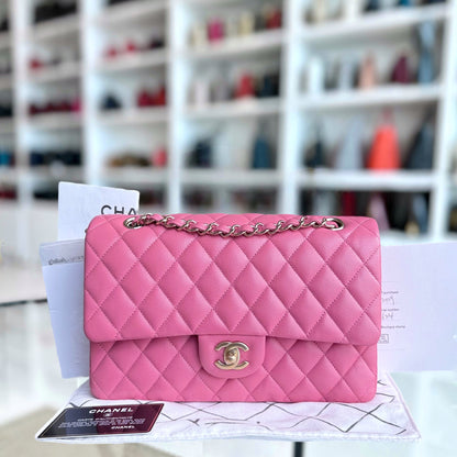 Chanel Classic Flap Medium - Caviar 25CM Quilted Grained Calfskin Pink Gold Hardware Series 28