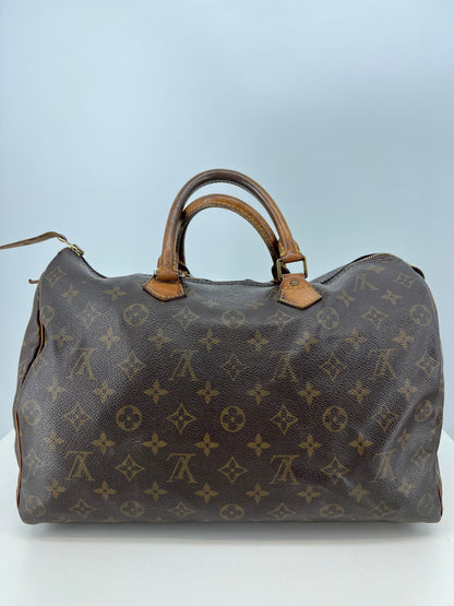 Handbag Luxury Designer By Louis Vuitton  Size: Large