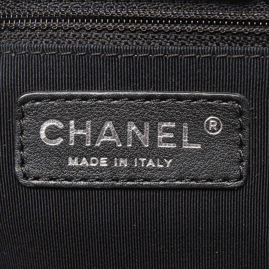 Chanel CC Executive Cerf Tote Leather Tote Bag in Good condition