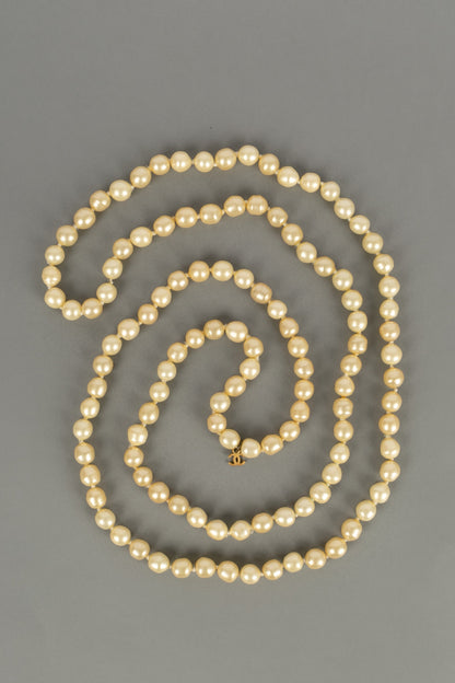 Collier croix Chanel