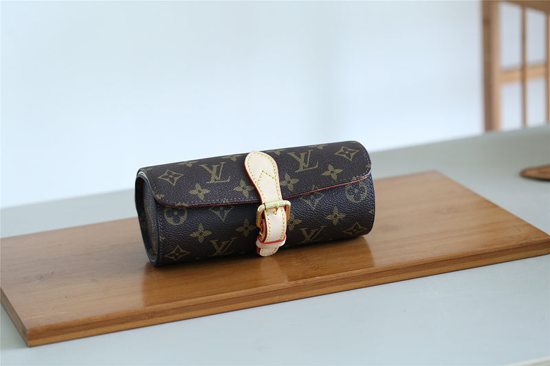 Franco Shops - Louis Vuittons  - 9368