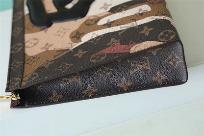 Franco Shops - Louis Vuittons  - 10525