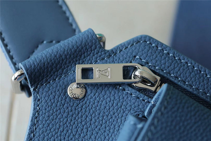 Franco Shops - Louis Vuittons  - 9982