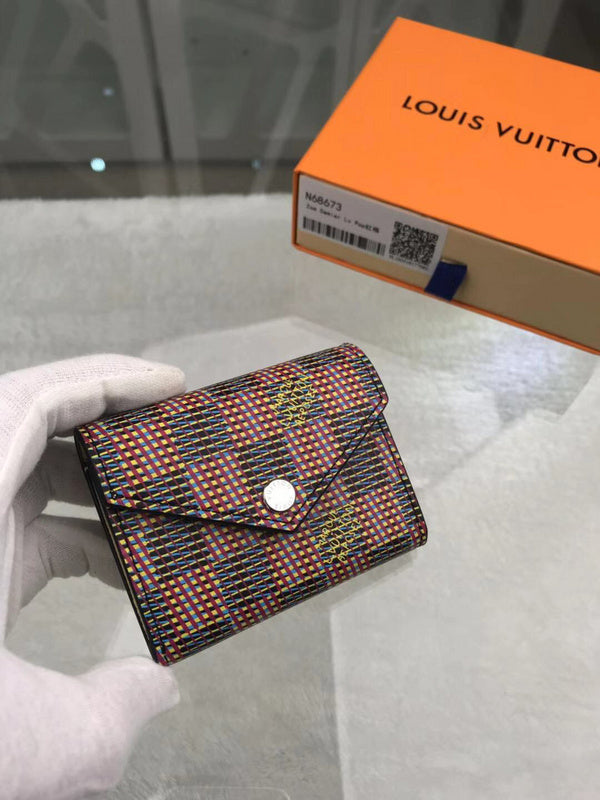 Franco Shops - Louis Vuittons  - 9168
