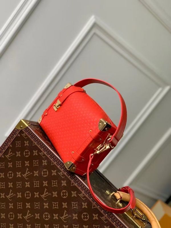 Franco Shops - Louis Vuittons  - 15600