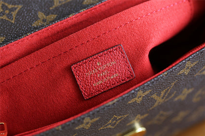 The Franco Shops - Louis Vuittons  - 7833