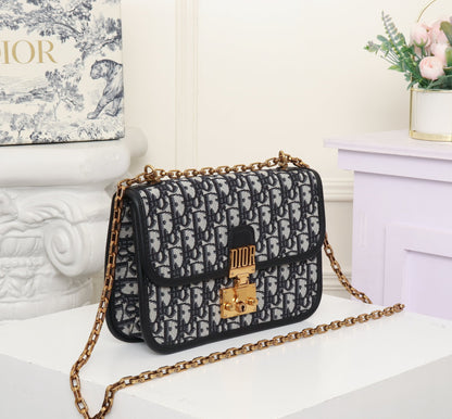 Luxury Edition Bags DIR 220