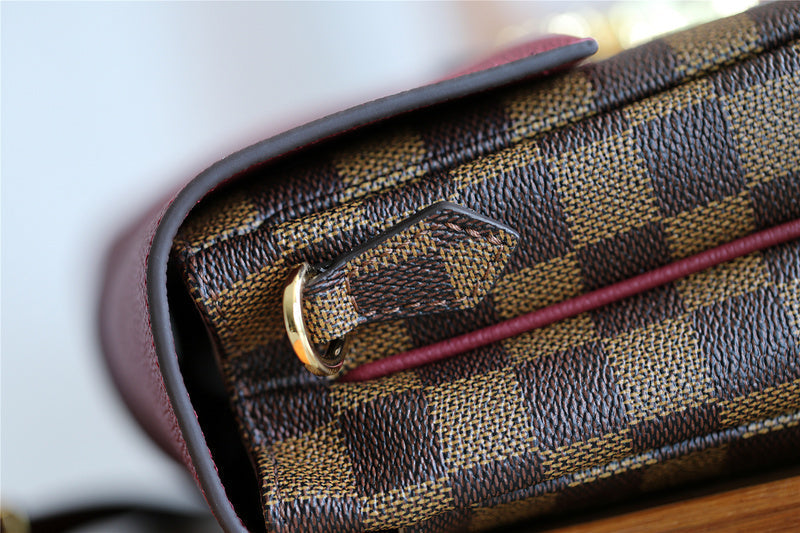 The Franco Shops - Louis Vuittons  - 7863
