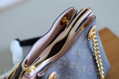 The Franco Shops - Louis Vuittons  - 7932