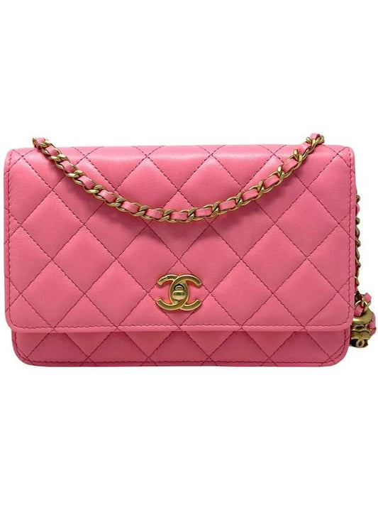 CC Logo Chain Leather Cross Bag Pink Chanel
