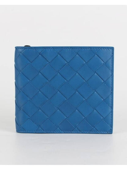 Luxury Bottega Veneta Zipper Around Half Wallet