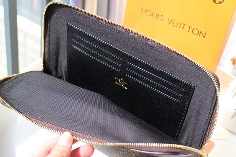 Franco Shops - Louis Vuittons  - 15541