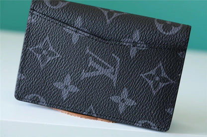 Franco Shops - Louis Vuittons  - 10767