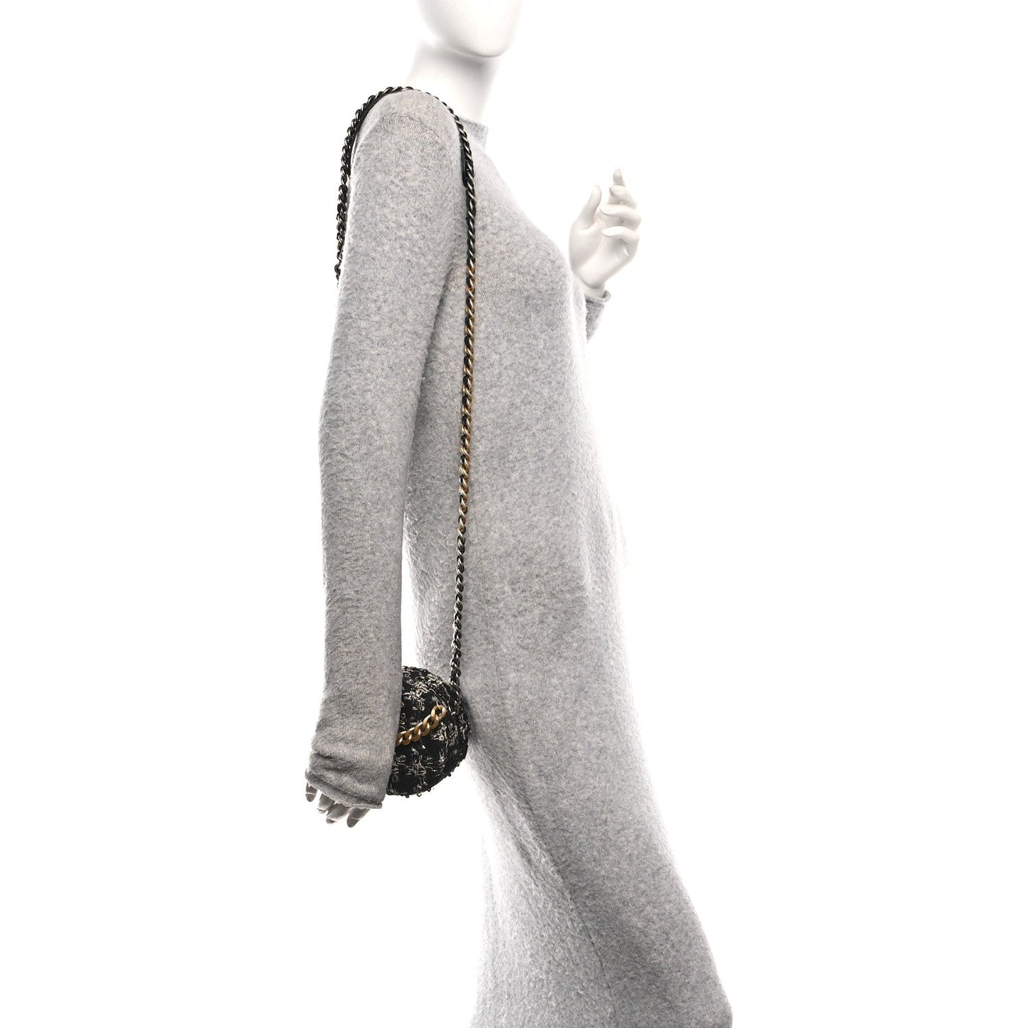 Tweed Quilted 19 Round Clutch With Chain Black White