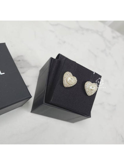 CC Heart Pearl Cubic Earrings Gold White Chanel