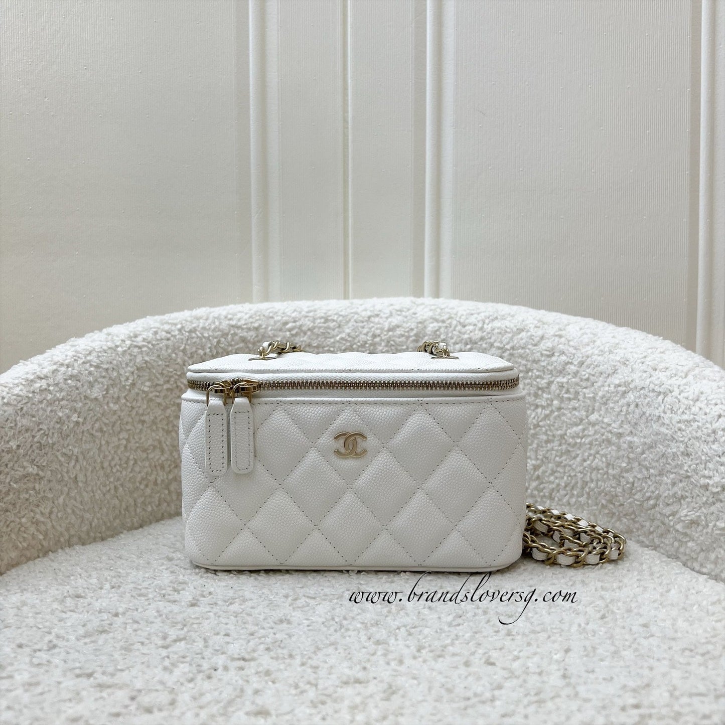 Chanel Classic Small Vanity in White Caviar and LGHW (Model: AP1341)