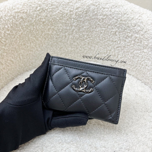 Chanel Seasonal Flat Card Holder in Black Lambskin and LGHW