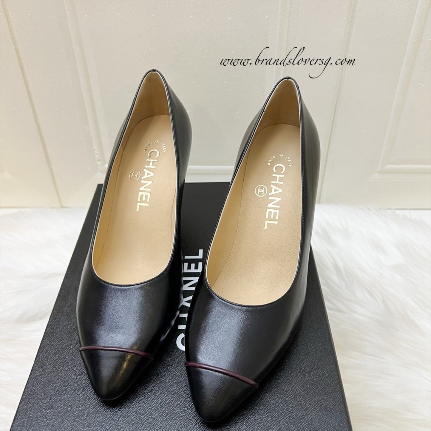 Chanel Heeled Pumps in Black Leather
