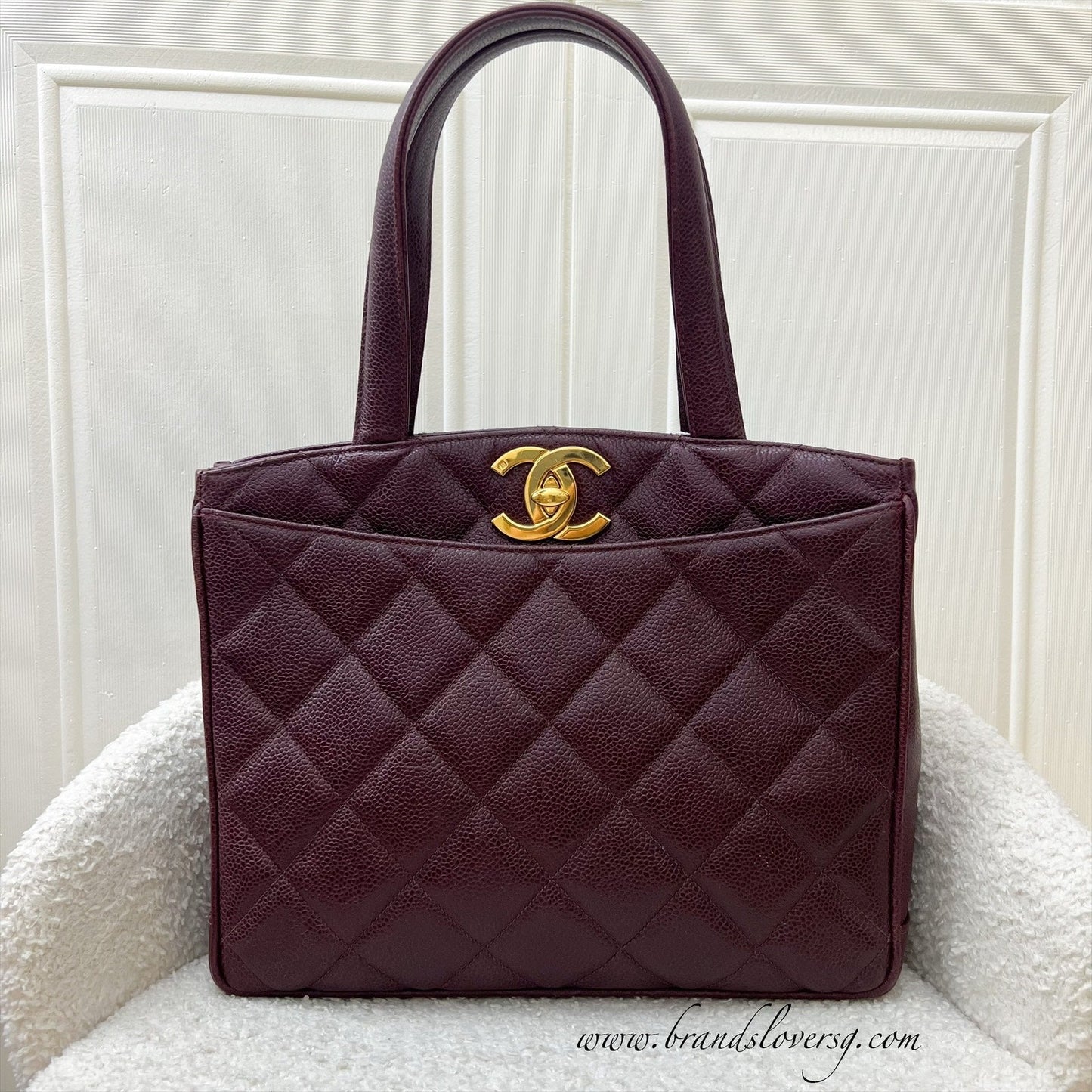 Chanel Vintage Shoulder Tote Bag in Dark Burgundy Red Caviar GHW